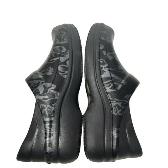 Womens CROCS clogs neria Pro 2 black silver rose pattern comfortable size 7 - Picture 1 of 6